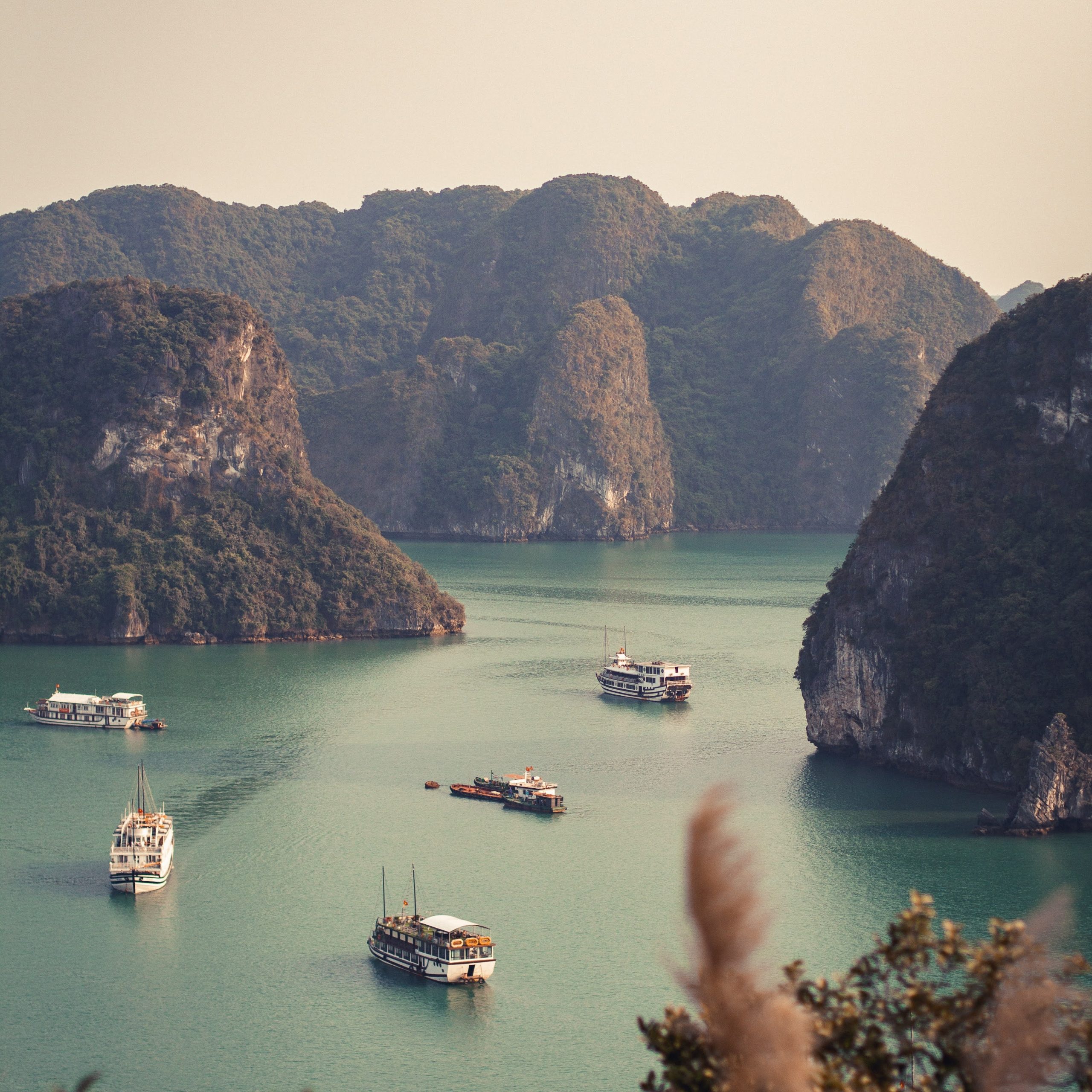 Ha Long Bay – Ha Long Park – Bai Chay 2 Days 1 Night