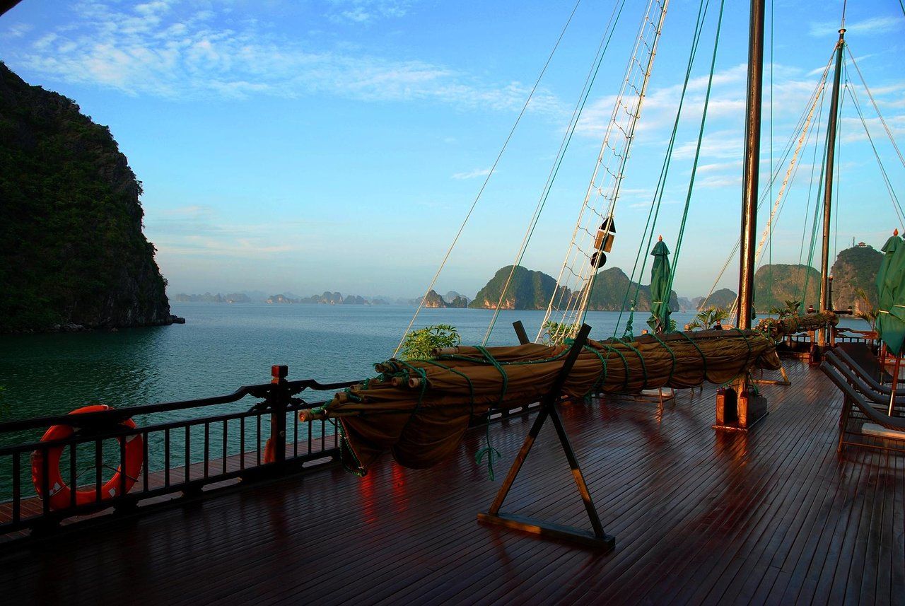 Kayaking in Ha Long Bay