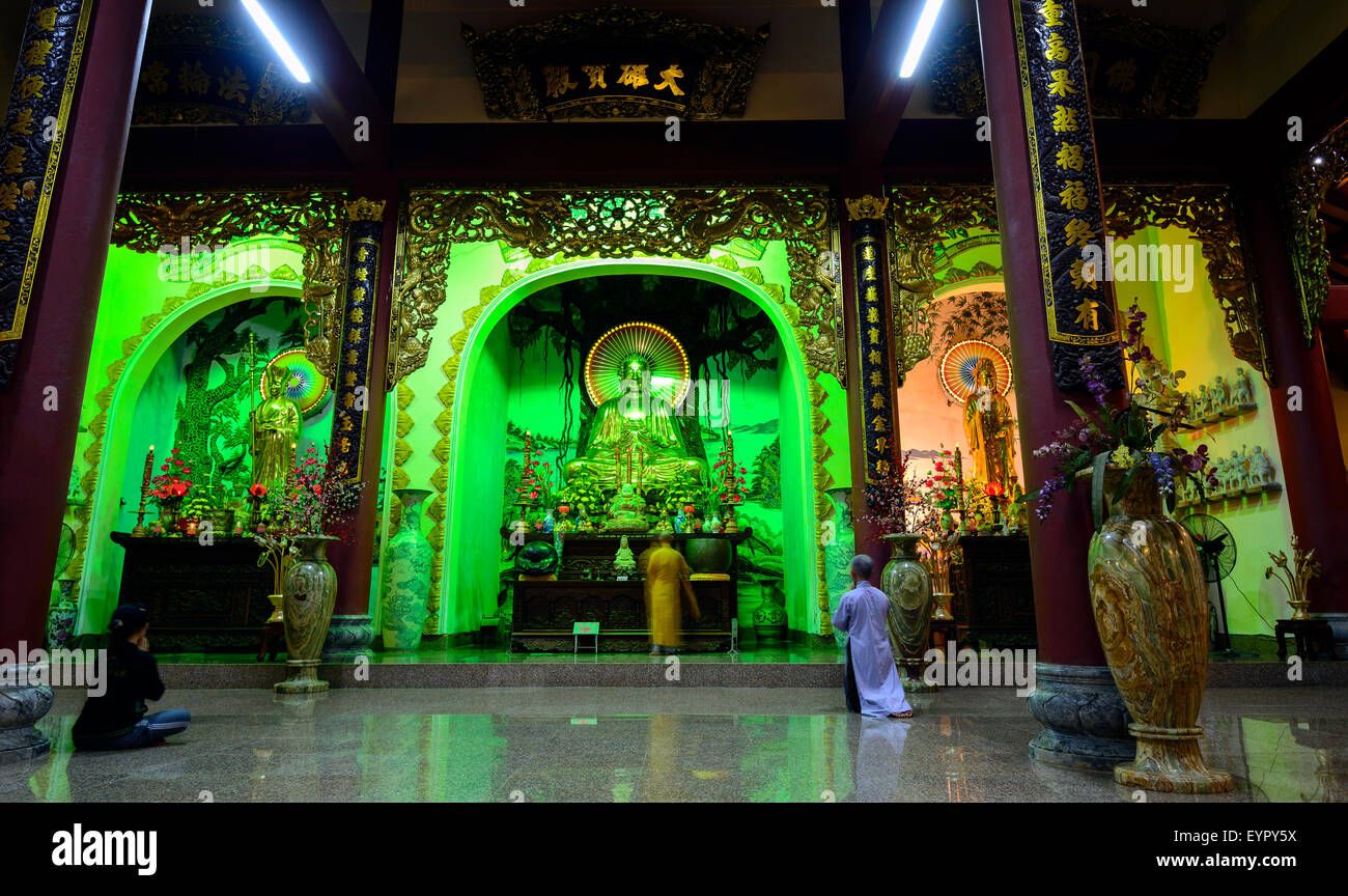 Phap Lam Pagoda Interior