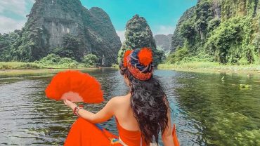 Mastering the Art of Posing While Exploring Trang An